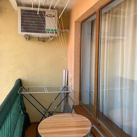 Apartment уютные с бассейном у моря в г. Sunny Beach