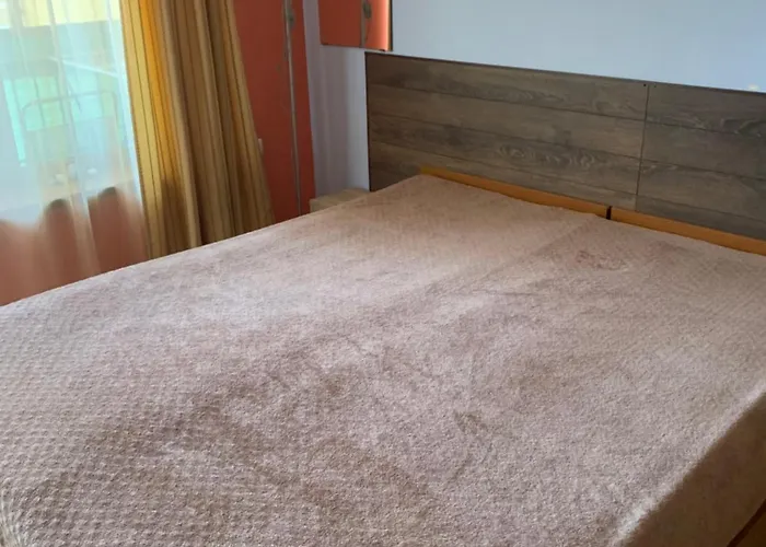 アパート уютные с бассейном у моря в г. *